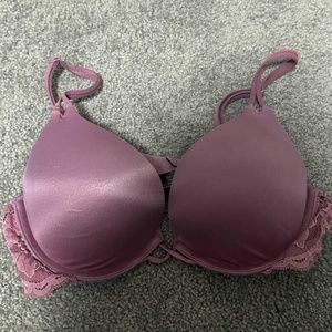 Victoria’s Secret 34A push up bra